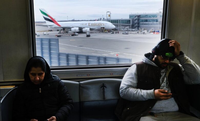 Airlines face turbulence before coronavirus vaccine relief