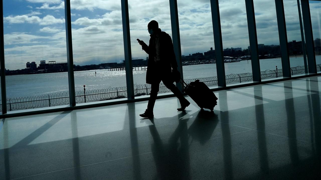 Airlines foxnews Airlines face turbulence before coronavirus vaccine relief