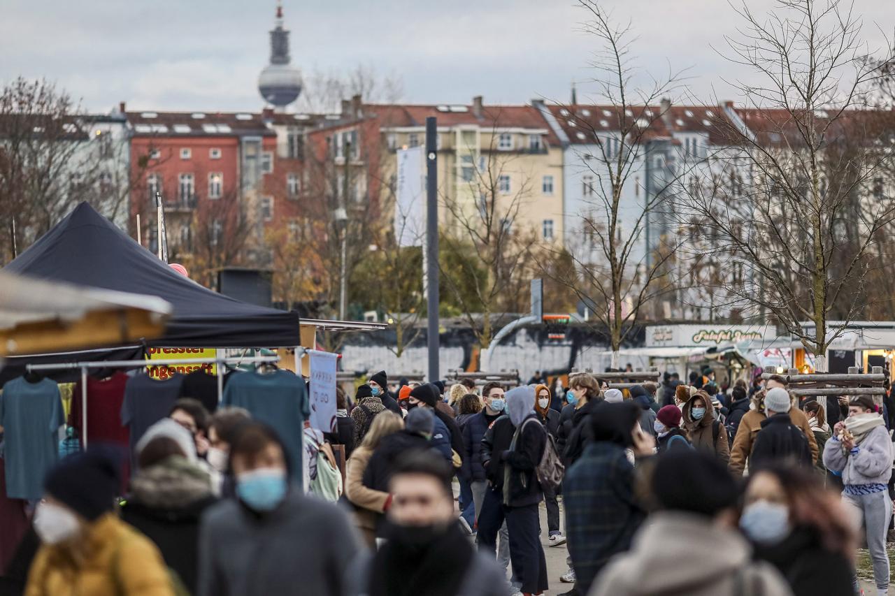 Germans spend their way out of coronavirus gloom