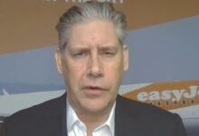 Vaccine boosts easyjet bookings