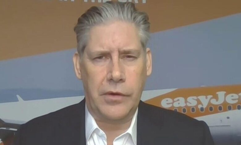 Vaccine boosts easyjet bookings